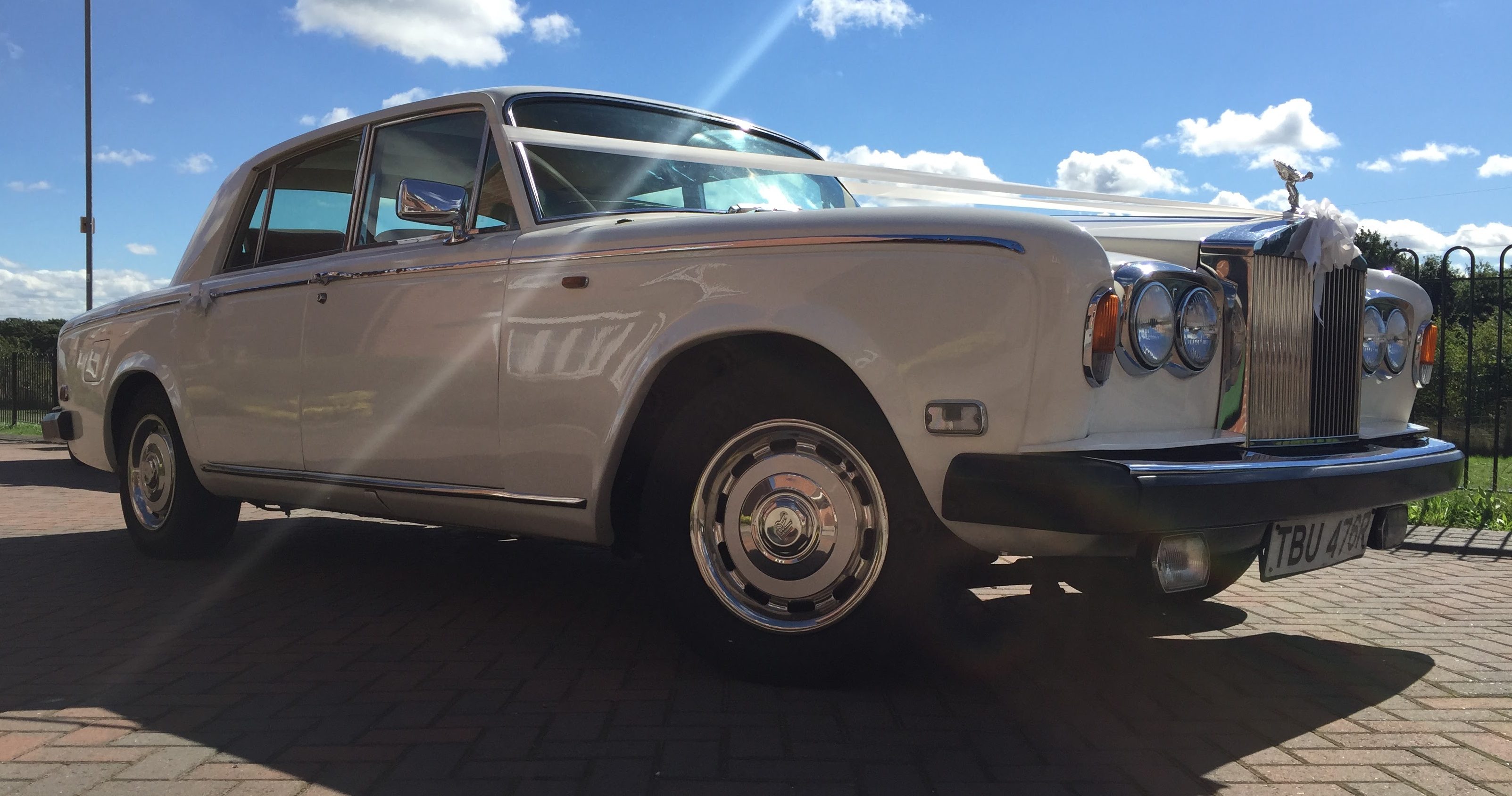 White Classic Rolls Royce Silver Shadow Wedding Car