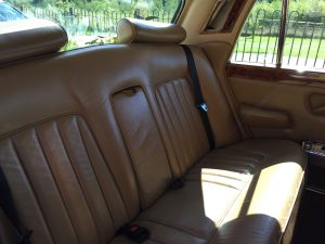 White Rolls Royce Silver Shadow - Inside Back